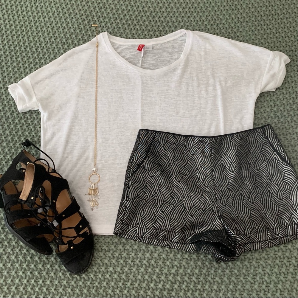 Forever 21 Black And Metallic RAVE SHORTS!